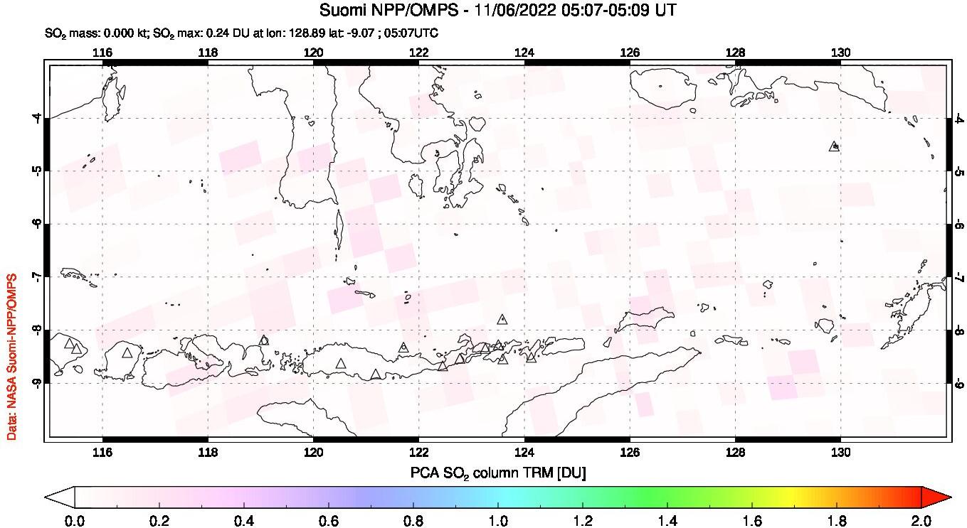 A sulfur dioxide image over Lesser Sunda Islands, Indonesia on Nov 06, 2022.